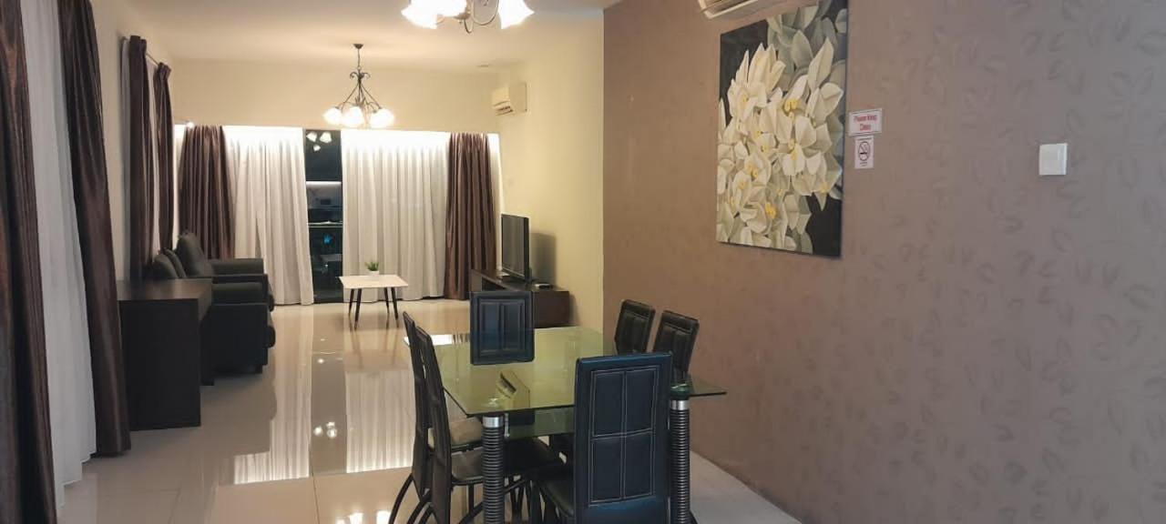 K. Riverfront Apartment Ipoh Luaran gambar