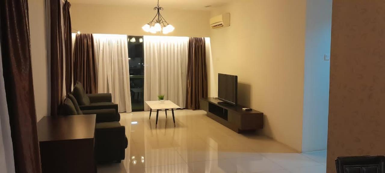 K. Riverfront Apartment Ipoh Luaran gambar