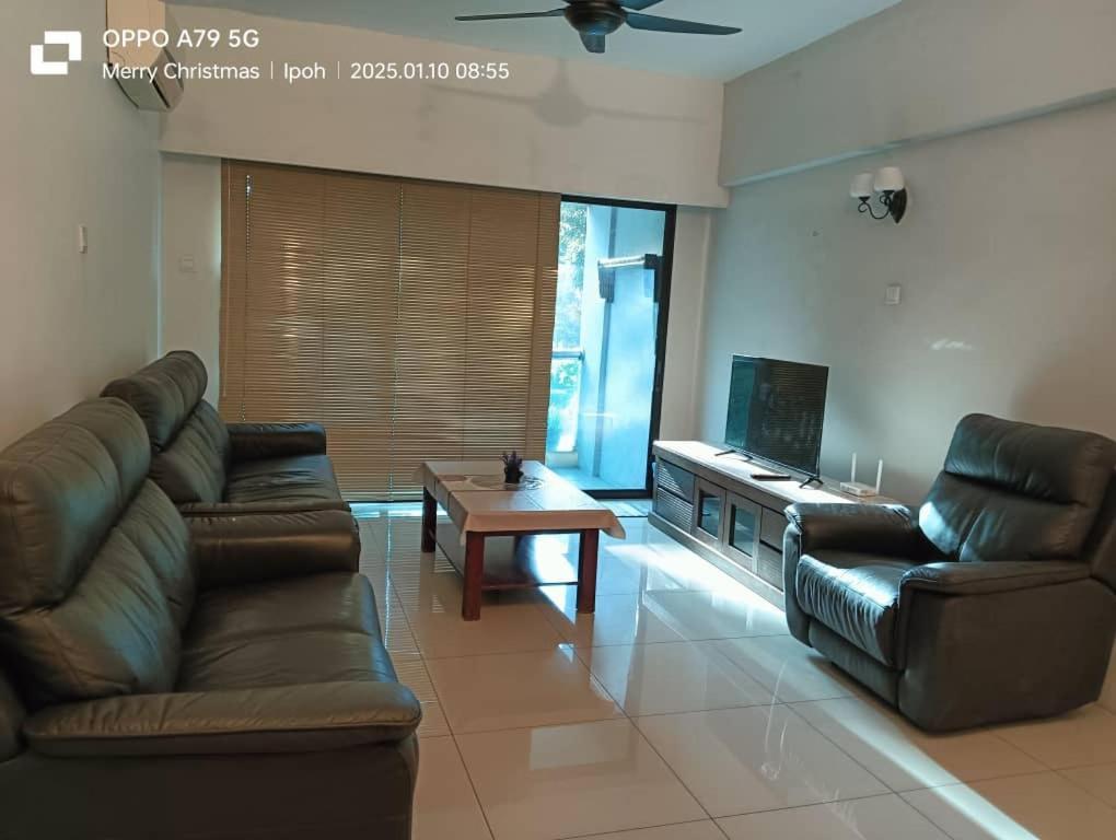 K. Riverfront Apartment Ipoh Bilik gambar